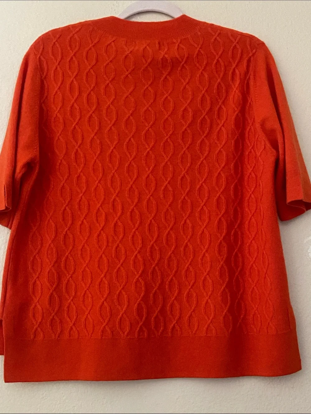 GUAUR Cashmere Cable Knit Short Sleeve Sweater in Bright Orange, Size Medium - Picture 2 of 12
